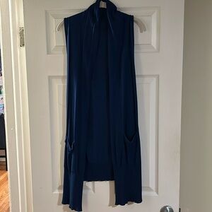 Blue sleeveless drape cardigan